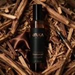 Sandalwood Spray Aromatizante con notas de maderas preciosas y diseño atemporal